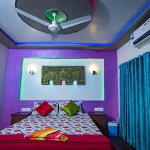 Hotel Alleppey Boat House