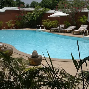 Hotel Raheem Residency